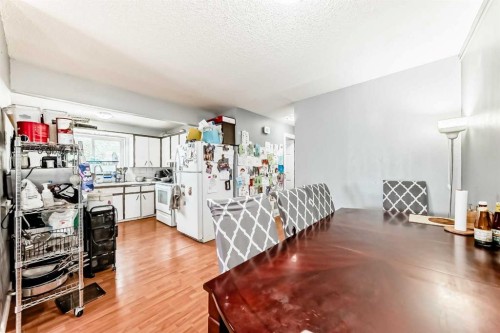 203 Penbrooke Close Se, Calgary, AB - Indoor