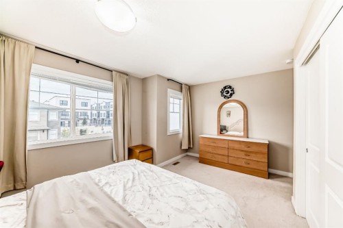 516 Sage Hill Grove Nw, Calgary, AB - Indoor Photo Showing Bedroom