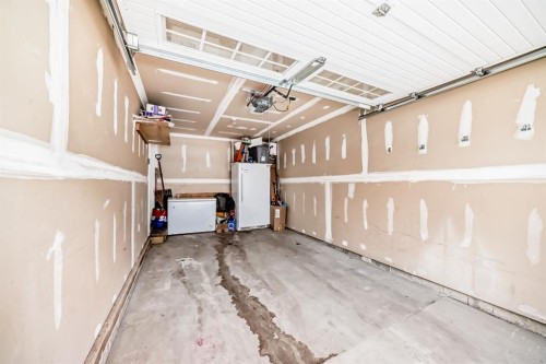 516 Sage Hill Grove Nw, Calgary, AB - Indoor Photo Showing Garage