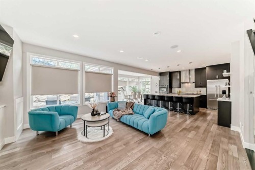 213 Springbluff Boulevard Sw, Calgary, AB - Indoor