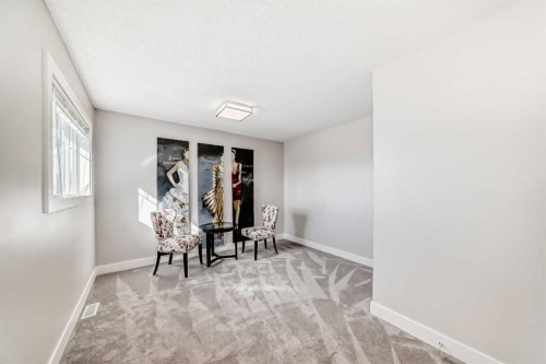 213 Springbluff Boulevard Sw, Calgary, AB - Indoor Photo Showing Other Room