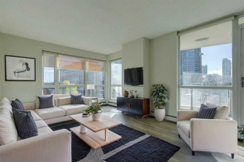 204-325 3 Street SE Calgary, AB T2G 0T9