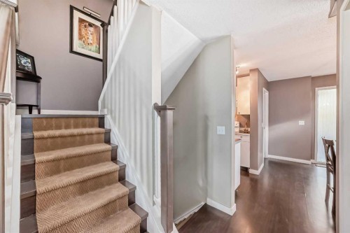 554 Whitehill Place Ne, Calgary, AB - Indoor Photo Showing Other Room