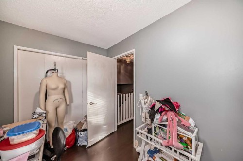 554 Whitehill Place Ne, Calgary, AB - Indoor