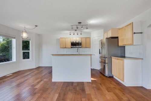 201 Crystalridge Rise, Okotoks, AB - Indoor Photo Showing Kitchen