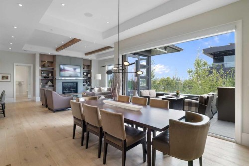 302-3030 17 Street Sw, Calgary, AB - Indoor Photo Showing Dining Room