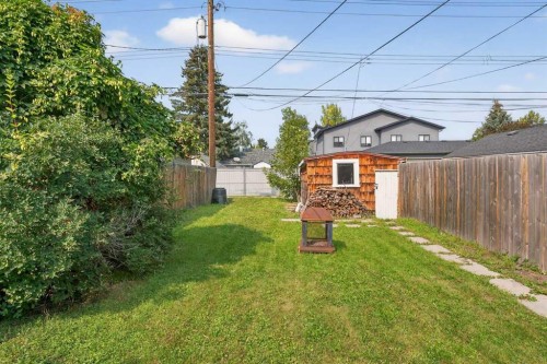 722 20 Avenue Nw, Calgary, AB - Outdoor