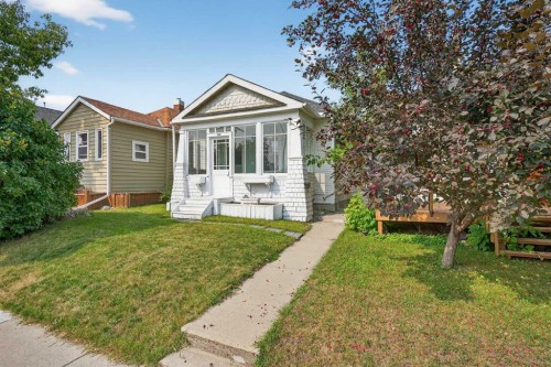 722 20 Avenue Nw, Calgary, AB - Outdoor