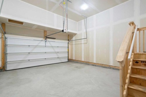 31 Lucas Passage Nw, Calgary, AB - Indoor Photo Showing Garage
