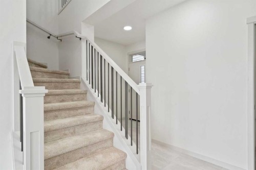 31 Lucas Passage Nw, Calgary, AB - Indoor Photo Showing Other Room