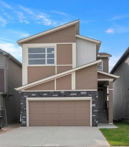 31 Lucas Passage Nw, Calgary, AB - Outdoor
