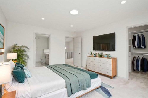 31 Lucas Passage Nw, Calgary, AB - Indoor Photo Showing Bedroom
