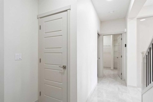 31 Lucas Passage Nw, Calgary, AB - Indoor Photo Showing Other Room