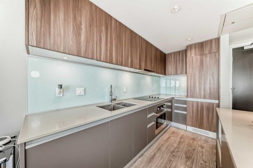 2103-1122 3 Street Se, Calgary, AB - Indoor Photo Showing Kitchen With Double Sink With Upgraded Kitchen