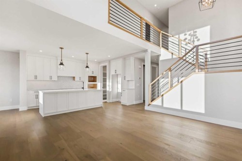 72 Heritage Ridge, Cochrane, AB - Indoor Photo Showing Kitchen