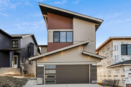 72 Heritage Ridge  Cochrane, AB T4C 2J8
