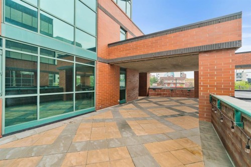 205-836 15 Avenue Sw, Calgary, AB - Outdoor With Exterior