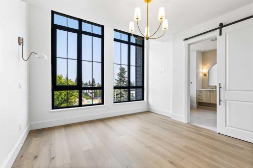 2009 28 Avenue Sw, Calgary, AB - Indoor Photo Showing Other Room