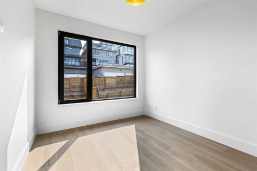 2009 28 Avenue Sw, Calgary, AB - Indoor Photo Showing Other Room