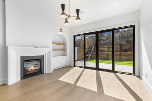 2011 28 Avenue Sw, Calgary, AB - Indoor With Fireplace