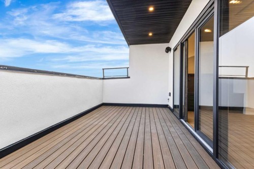 2011 28 Avenue Sw, Calgary, AB - Outdoor With Exterior