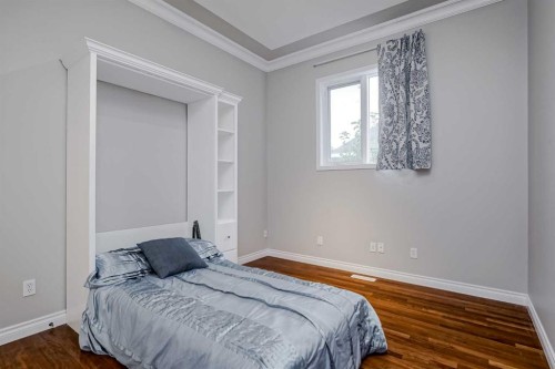 47 Rockywood Circle Nw, Calgary, AB - Indoor Photo Showing Bedroom