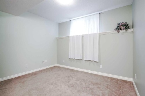 47 Rockywood Circle Nw, Calgary, AB - Indoor Photo Showing Other Room