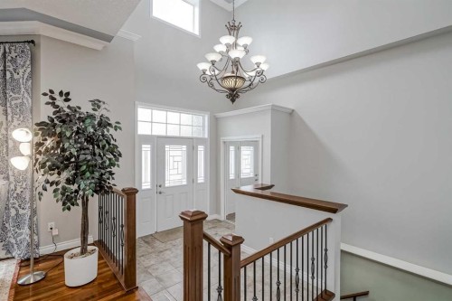 47 Rockywood Circle Nw, Calgary, AB - Indoor Photo Showing Other Room