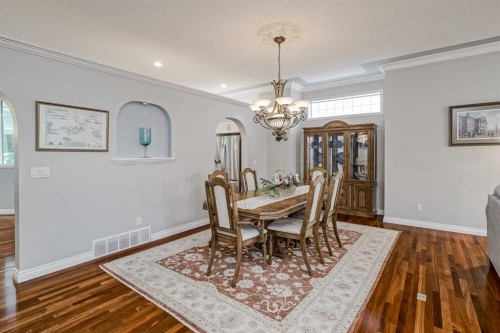 47 Rockywood Circle Nw, Calgary, AB - Indoor Photo Showing Dining Room