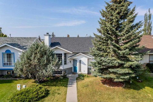 21 West Mcdougal Road  Cochrane, AB T4C 1L3