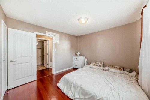 1-3511 15 Street Sw, Calgary, AB - Indoor Photo Showing Bedroom