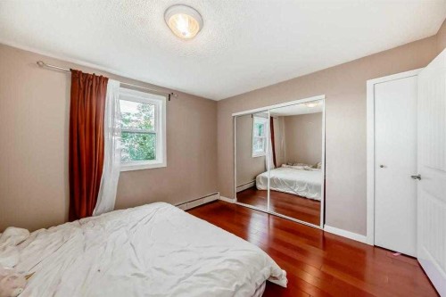 1-3511 15 Street Sw, Calgary, AB - Indoor Photo Showing Bedroom