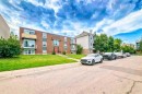 1-3511 15 Street Sw, Calgary, AB  - Outdoor 