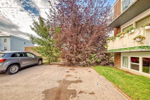 1-3511 15 Street Sw, Calgary, AB - Outdoor