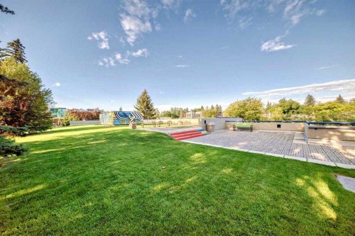 1-3511 15 Street Sw, Calgary, AB - Outdoor