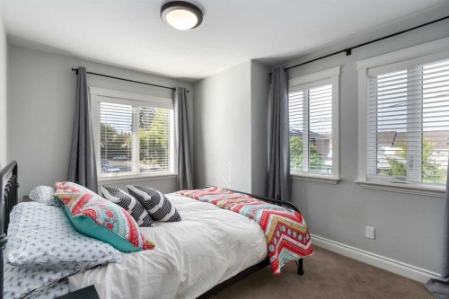 1907 37 Avenue Sw, Calgary, AB - Indoor Photo Showing Bedroom