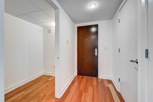 2404-1118 12 Avenue Sw, Calgary, AB - Indoor Photo Showing Other Room