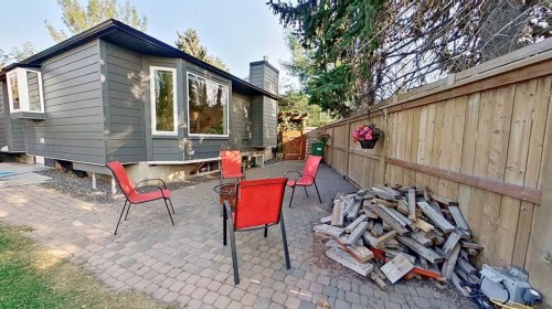 1423 18 Street Ne, Calgary, AB - Outdoor