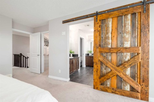 133 Cougar Ridge Close Sw, Calgary, AB - Indoor