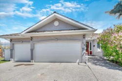 14 Grande Point Estates  Strathmore, AB T1P 1L3