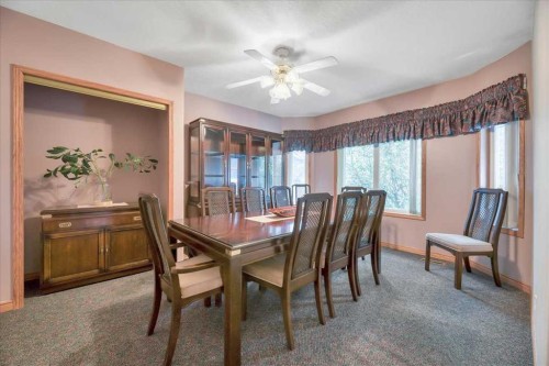14 Grande Point Estates, Strathmore, AB - Indoor Photo Showing Dining Room