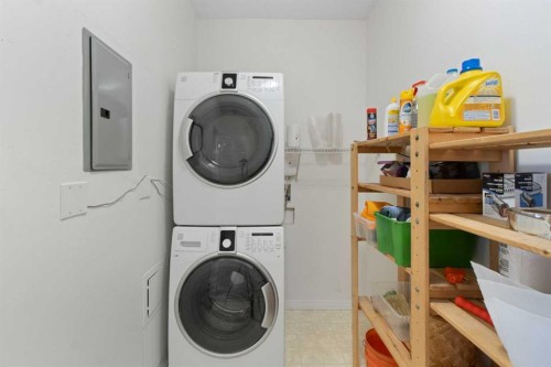 404-2422 Erlton Street Sw, Calgary, AB - Indoor Photo Showing Laundry Room