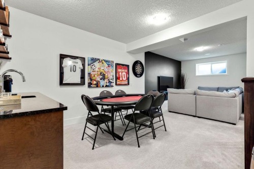3015 26 Street Sw, Calgary, AB - Indoor