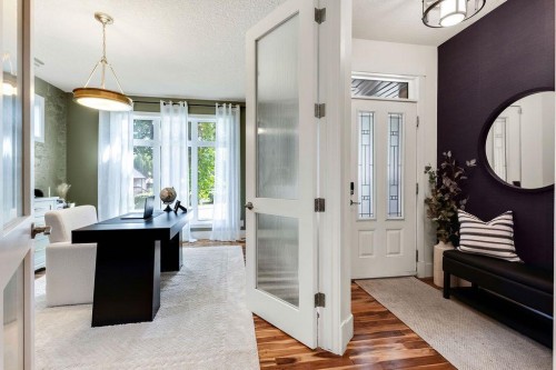 3015 26 Street Sw, Calgary, AB - Indoor