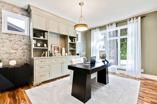 3015 26 Street Sw, Calgary, AB - Indoor Photo Showing Office