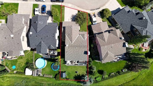 122 Hidden Creek Heights Nw, Calgary, AB - Outdoor