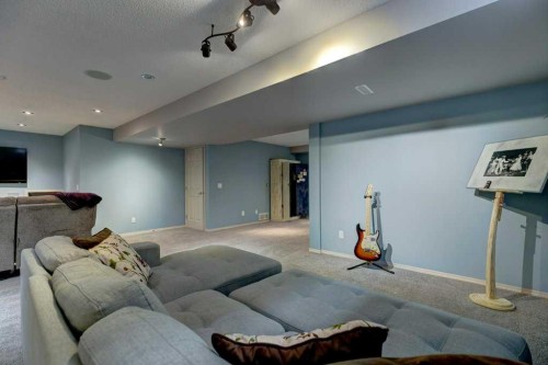 18380 Chaparral Street Se, Calgary, AB - Indoor Photo Showing Other Room