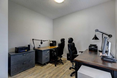 18380 Chaparral Street Se, Calgary, AB - Indoor Photo Showing Office