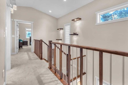 231 26 Avenue Nw, Calgary, AB - Indoor Photo Showing Other Room