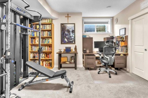 231 26 Avenue Nw, Calgary, AB - Indoor